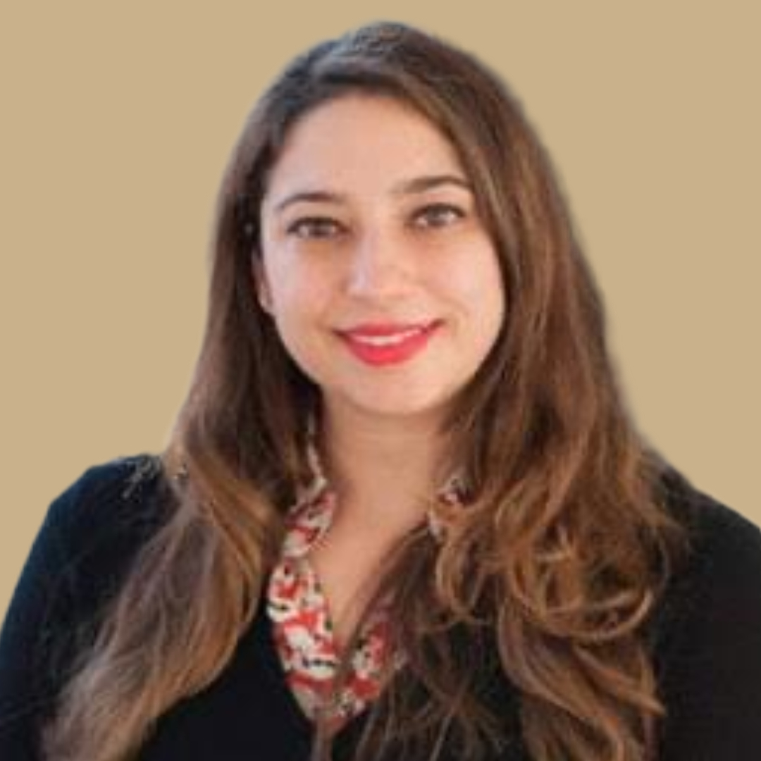 Headshot of Laila Sorurbakhsh