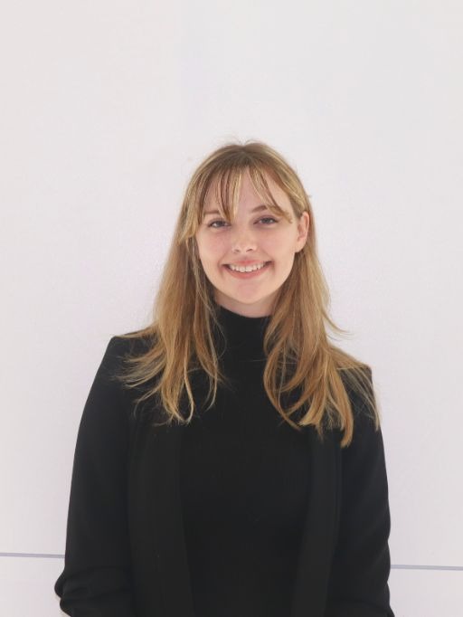 Jillian Fahey headshot