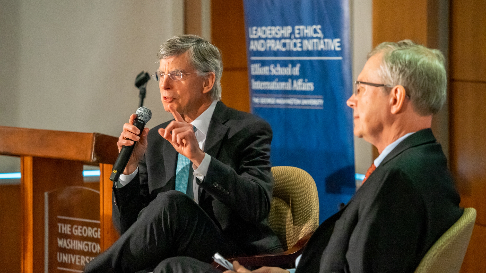 Ambassador Bill Taylor speaks with Dr. Chris Kojm at a LEAP event