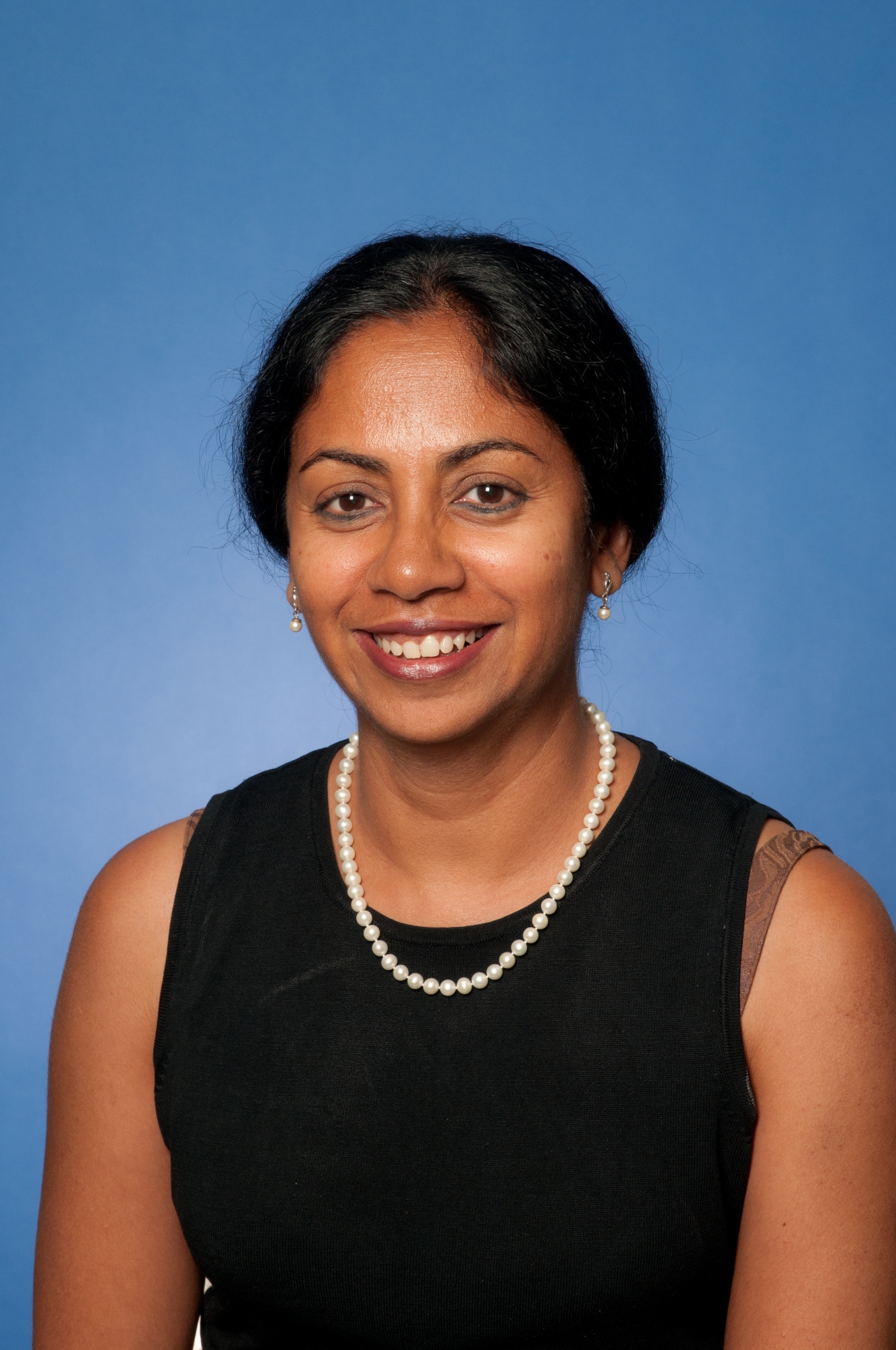 Headshot of Elizabeth Chacko