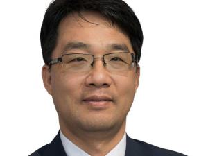 Yonho Kim Headshot