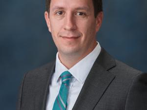 Adam Wunische headshot