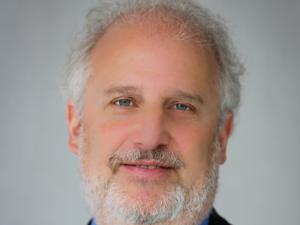 Larry Garber headshot