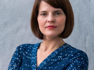 Elise Anderson headshot