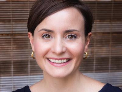Laura Sheehan headshot