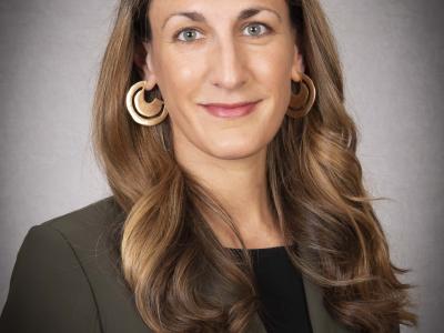 Rachel Metz headshot