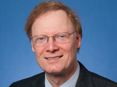Headshot of Stephen Smith