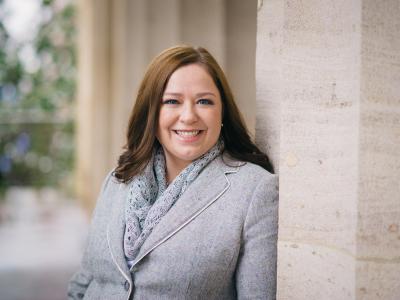 Headshot of Sharon Melzer