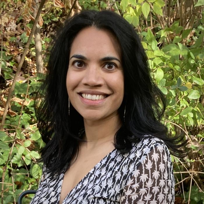 Sheela Ahluwalia headshot