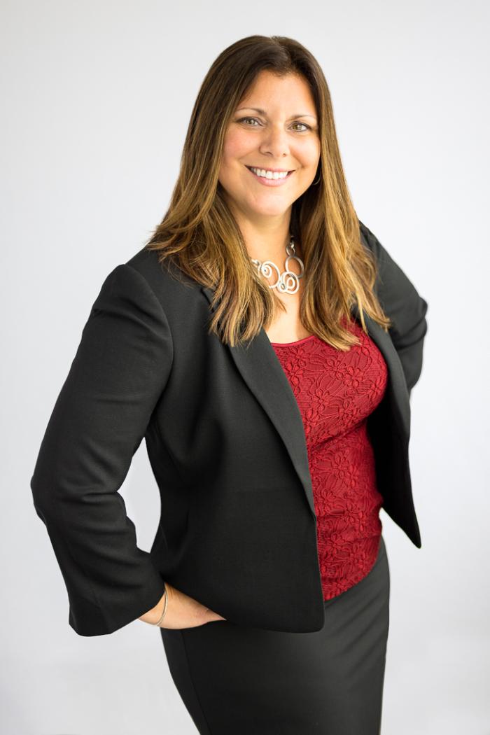 Michelle Cormier headshot