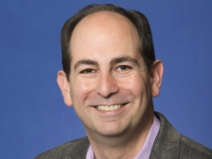 Headshot of Yonatan Lupu