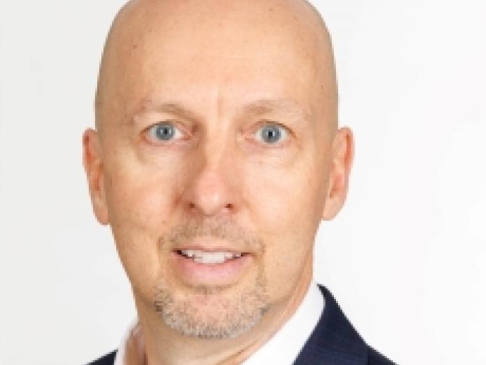 headshot of Steven Balla