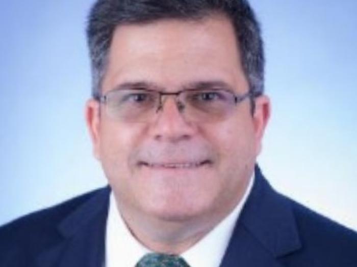 Alumnus Manny Gonzalez