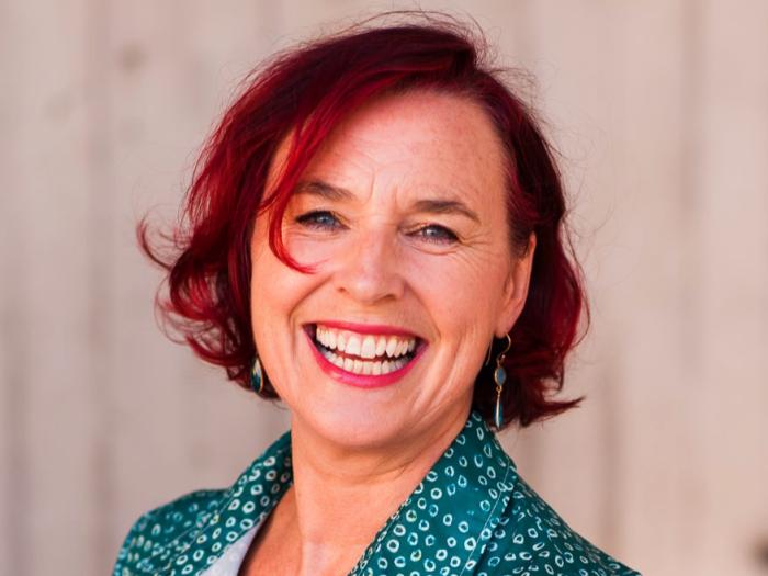 Headshot of Shirley Graham