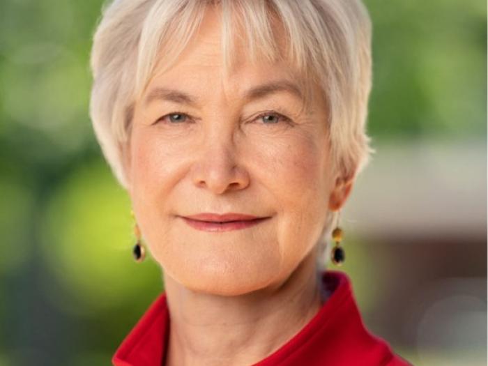 Alumna Julia Gregory