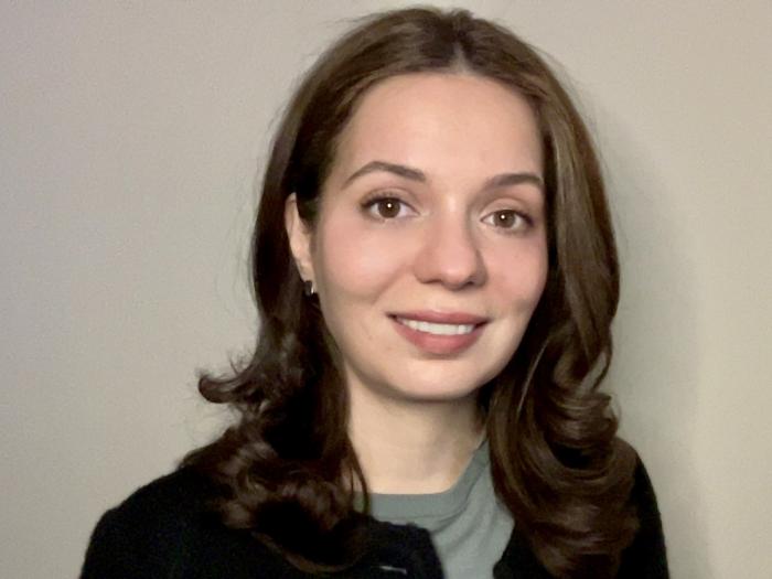 Iulia-Sabina Joja headshot