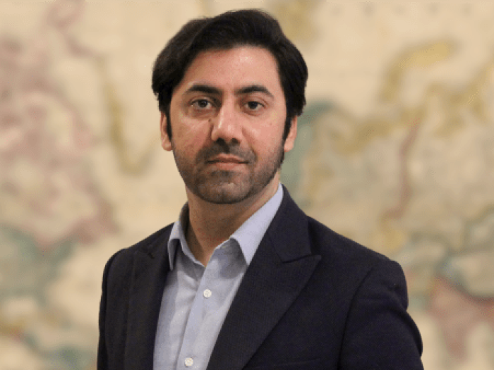 Hussain Nadim headshot