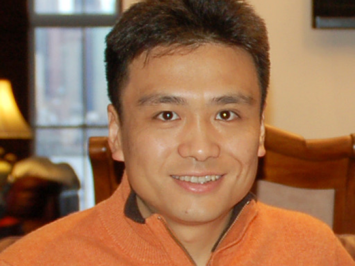 Ning Li headshot