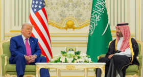 Saudi Crown Prince Mohammed bin Salman receiving US President Donald Trump in Riyadh